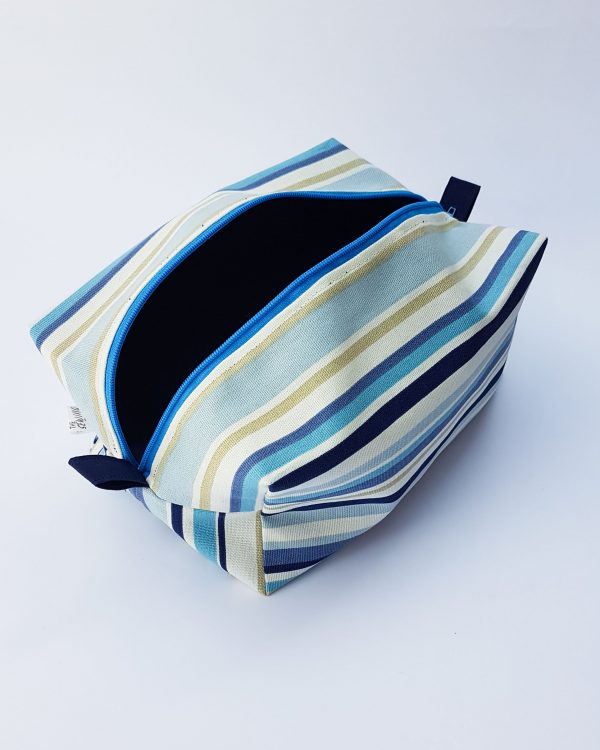 small wash bag - blue stripe